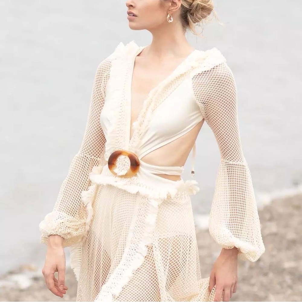 White beach dress knitted - Picture 2 of 3